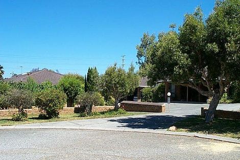 Property photo of 36 Millerick Way Noranda WA 6062