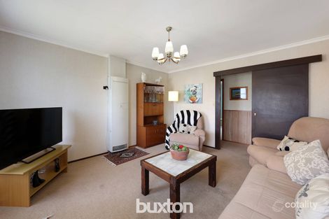 Property photo of 10 Aspen Court Frankston North VIC 3200