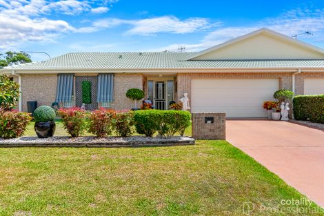 1/1 Ballingal Way, Forster, NSW 2428