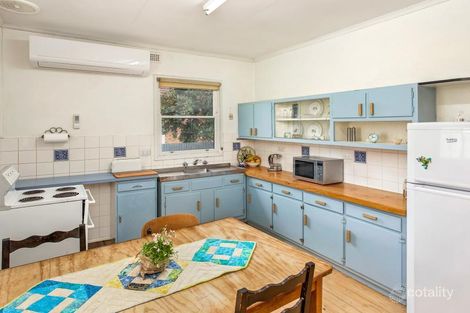 Property photo of 16 Mawson Road Meadows SA 5201