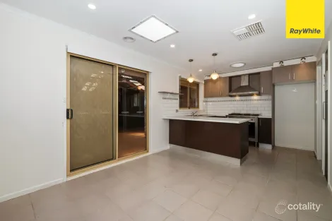 Property photo of 10 Nimmo Crescent Kurunjang VIC 3337