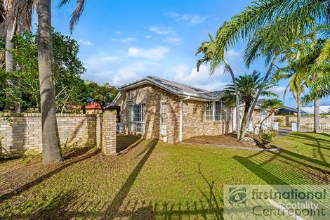 Property photo of 2 Santabelle Crescent Clear Island Waters QLD 4226
