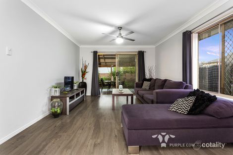 Property photo of 32 Orchard Crescent Springfield Lakes QLD 4300