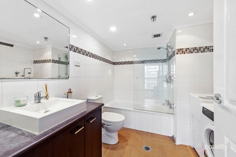 Property photo of 6E/5 Clifford Street Surfers Paradise QLD 4217