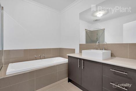 Property photo of 8/38 Mallard Circuit Craigieburn VIC 3064