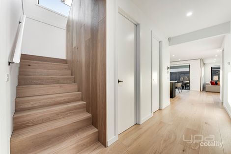 Property photo of 137 Bonds Lane Greenvale VIC 3059