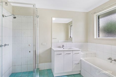 Property photo of 12 Deakin Place Forest Lake QLD 4078
