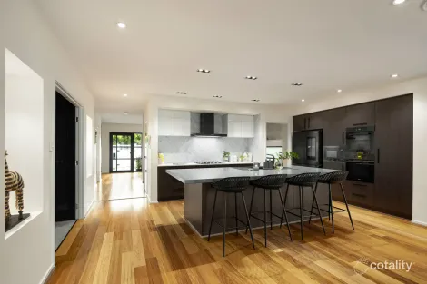 Property photo of 4 Lorikeet Close Fig Tree Pocket QLD 4069