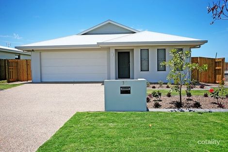 31 Barklya St, Mount Low, QLD 4818