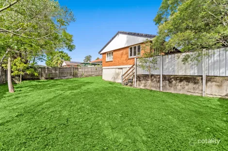 Property photo of 68 Diamond Street Riverview QLD 4303