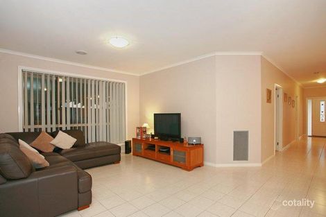 6 Commonwealth Tce, Sandhurst, VIC 3977