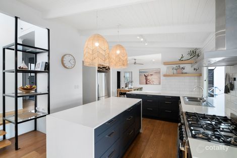 Property photo of 3 Heeterra Court Elanora QLD 4221