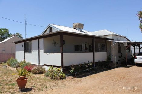 25 Dampier St, Bruce Rock, WA 6418