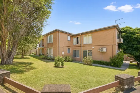 8/194 Purinuan Rd, Reservoir, VIC 3073