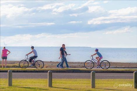 Property photo of 401/44 Bay Terrace Wynnum QLD 4178