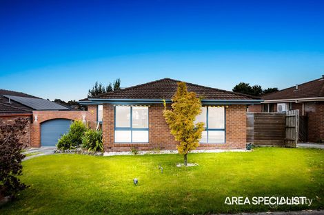 Property photo of 12 Giles Retreat Endeavour Hills VIC 3802