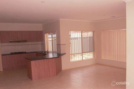 Property photo of 15 French Crescent Caroline Springs VIC 3023