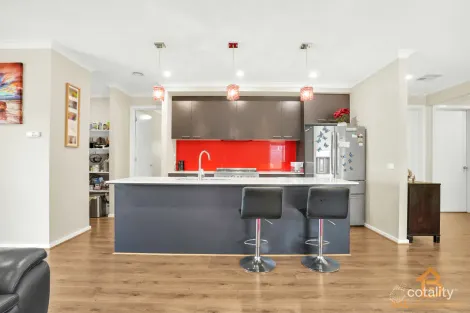 Property photo of 95 Atherstone Boulevard Strathtulloh VIC 3338