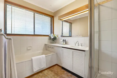 Property photo of 41 Emerald Avenue Macedon VIC 3440