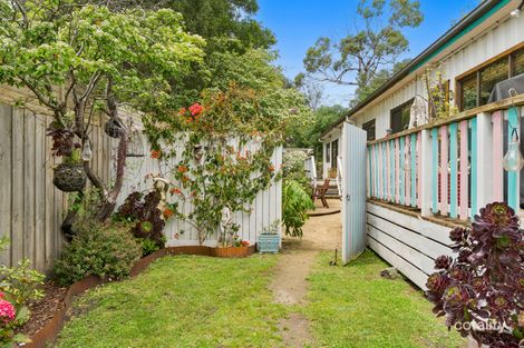 21 Great Ocean Rd, Marengo, VIC 3233