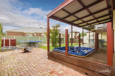 Property photo of 3 Tahara Court Werribee VIC 3030