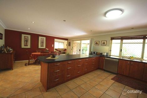 Property photo of 6 Monarch Court Kallangur QLD 4503