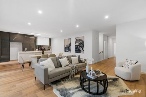 Property photo of 17A Henry Street Doncaster VIC 3108