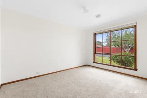 Property photo of 15 Valewood Drive Wyndham Vale VIC 3024