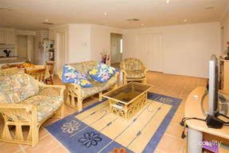 Property photo of 17 St Kilda Parade Taylors Hill VIC 3037