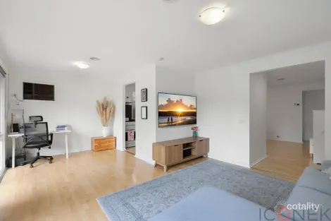 Property photo of 54 Heritage Drive Mill Park VIC 3082