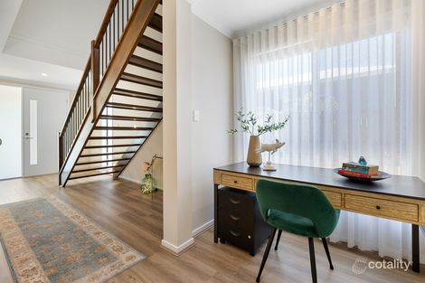 Property photo of 23 Shoreside Close Birkdale QLD 4159