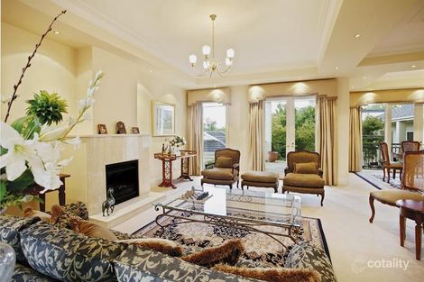 Property photo of 17 Reid Street Balwyn VIC 3103
