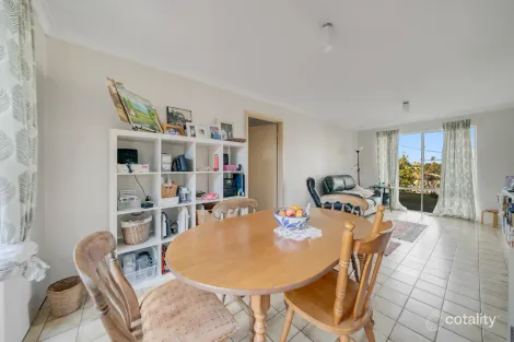 Property photo of 9 Gilbert Road Duncraig WA 6023