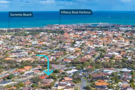 Property photo of 9 Gilbert Road Duncraig WA 6023