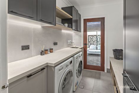 Property photo of 30 St Stephen Road Blair Athol NSW 2560