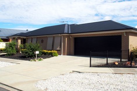 5 Spurwing Pl, Wangaratta, VIC 3677