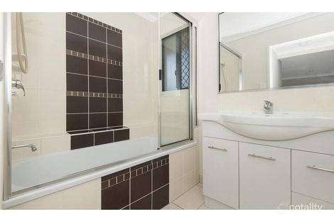 Property photo of 1 Richfield Court Deeragun QLD 4818