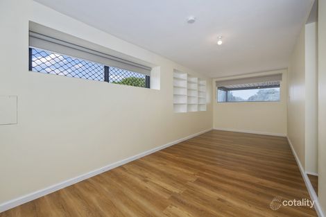 Property photo of 5 Deltoid Place Heathridge WA 6027