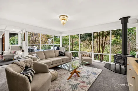 Property photo of 10 Deane Avenue Belair SA 5052