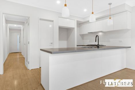 Property photo of 28 Bowling Avenue Point Cook VIC 3030
