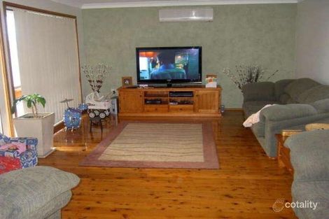 Property photo of 38 Cuthbert Drive Mount Warrigal NSW 2528