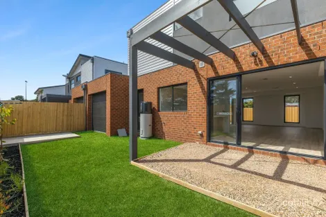 2/47 Ward St, St Leonards, VIC 3223