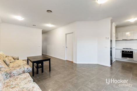 Property photo of 28 Tableland Road Tarneit VIC 3029