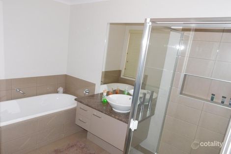 Property photo of 13 Ellaroo Circuit Clyde North VIC 3978