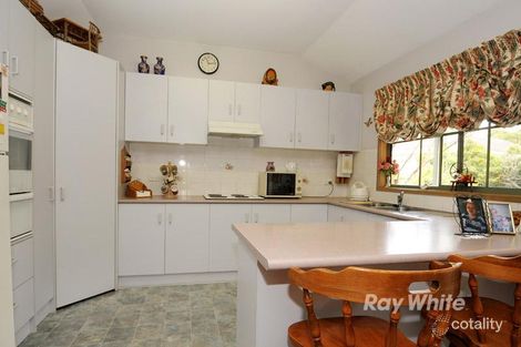 Property photo of 2 Huxley Court Bayswater VIC 3153