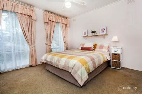 Property photo of 27 Wetherby Road Doncaster VIC 3108