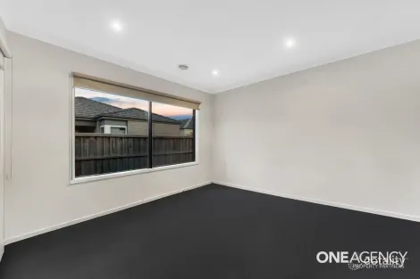 Property photo of 63 Goldeneye Circuit Werribee VIC 3030