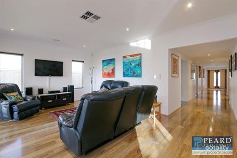 Property photo of 14 Firebrace Elbow Canning Vale WA 6155