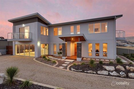 1 Mentone Rd, Hayborough, SA 5211