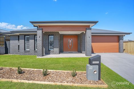 33 Arklow Cres, Chisholm, NSW 2322